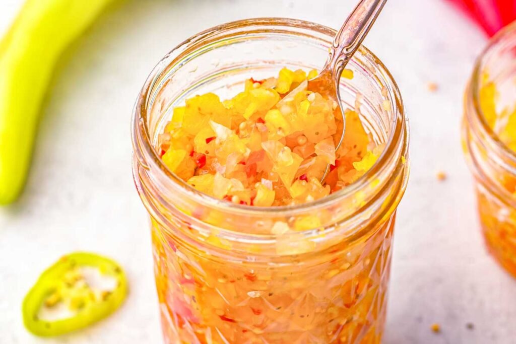 Banana pepper relish