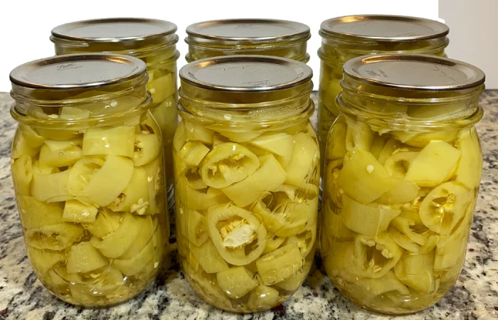 Banana peppers feat 700x450