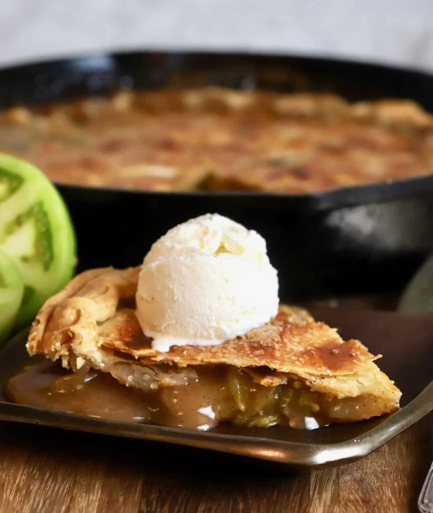 Green tomato pie